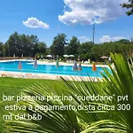 Kikina Alojamento de Acomodação e Pequeno-almoço Austis
